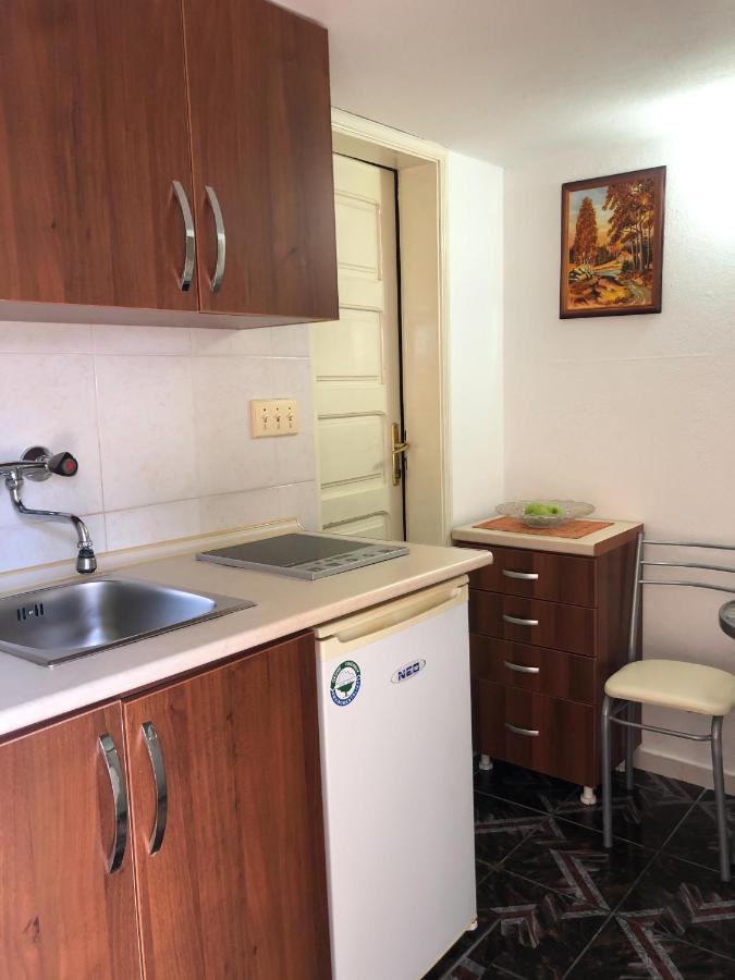 Apartments Moracanin ストモレ エクステリア 写真